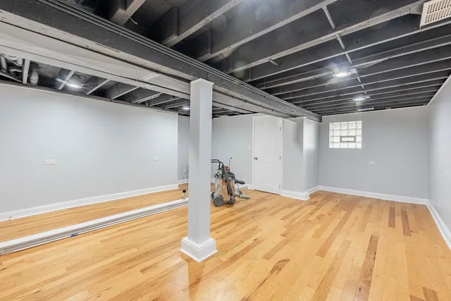 a view of empty room