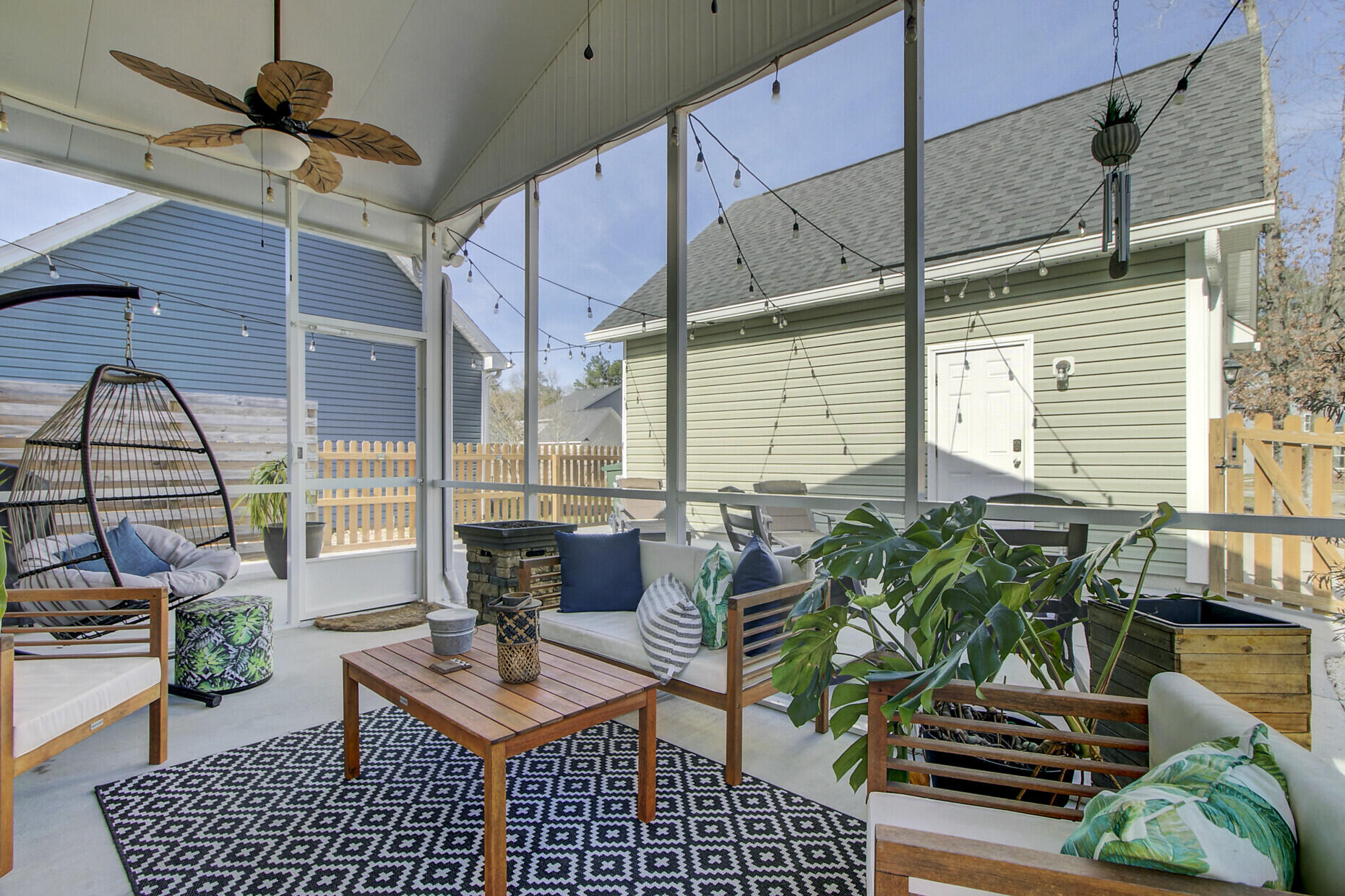 1544 Roustabout Way Charleston, SC 29414 - Photo 19 of 25 SCREENED PORCH