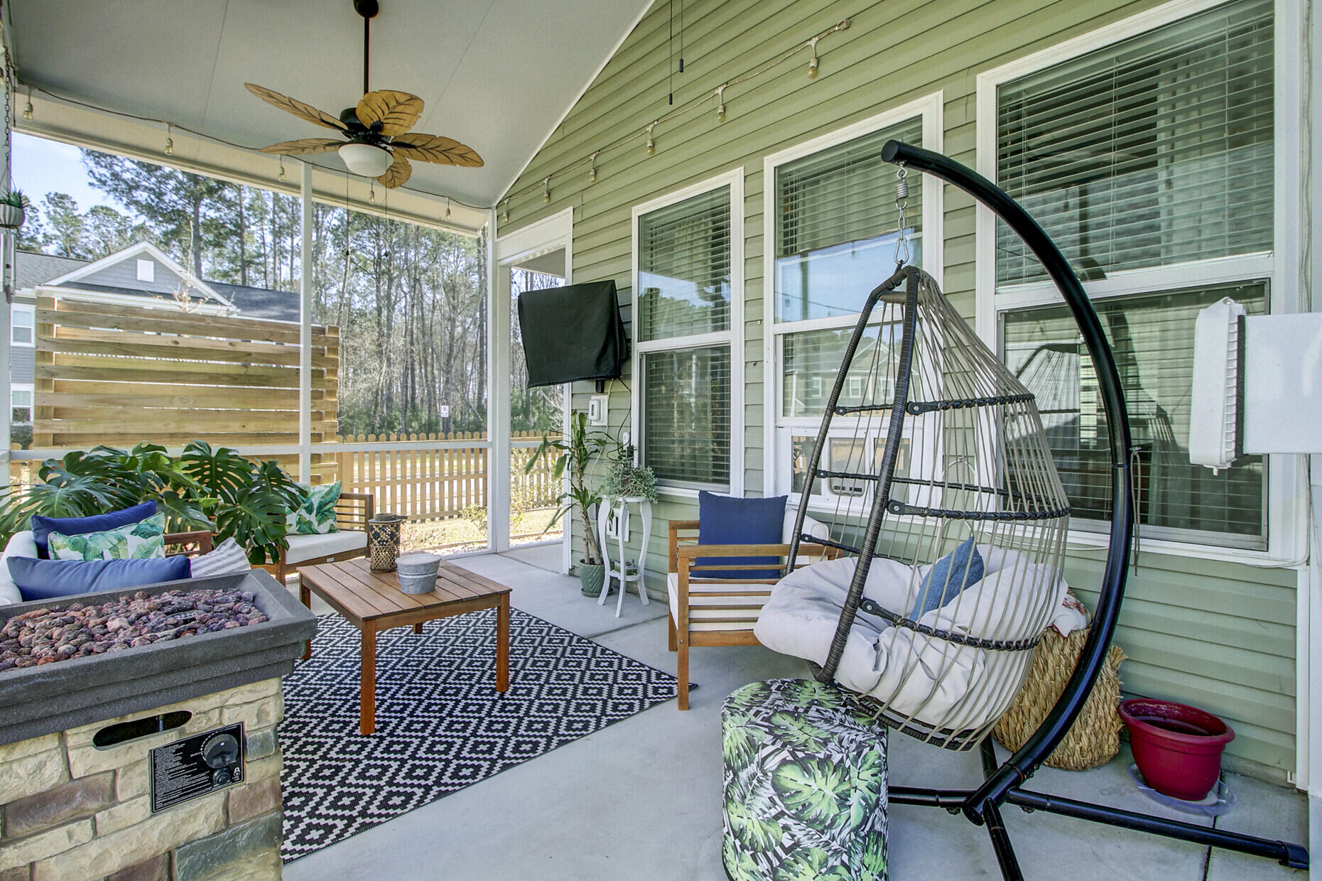 1544 Roustabout Way Charleston, SC 29414 - Photo 20 of 25 SCREENED PORCH