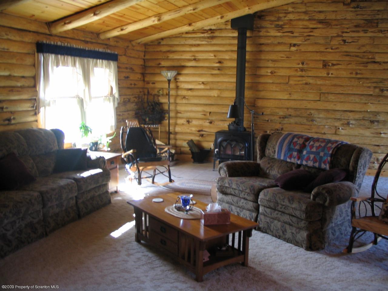 97 States Road Dalton, PA 18414 - Photo 2 of 17 Gallery Image 2