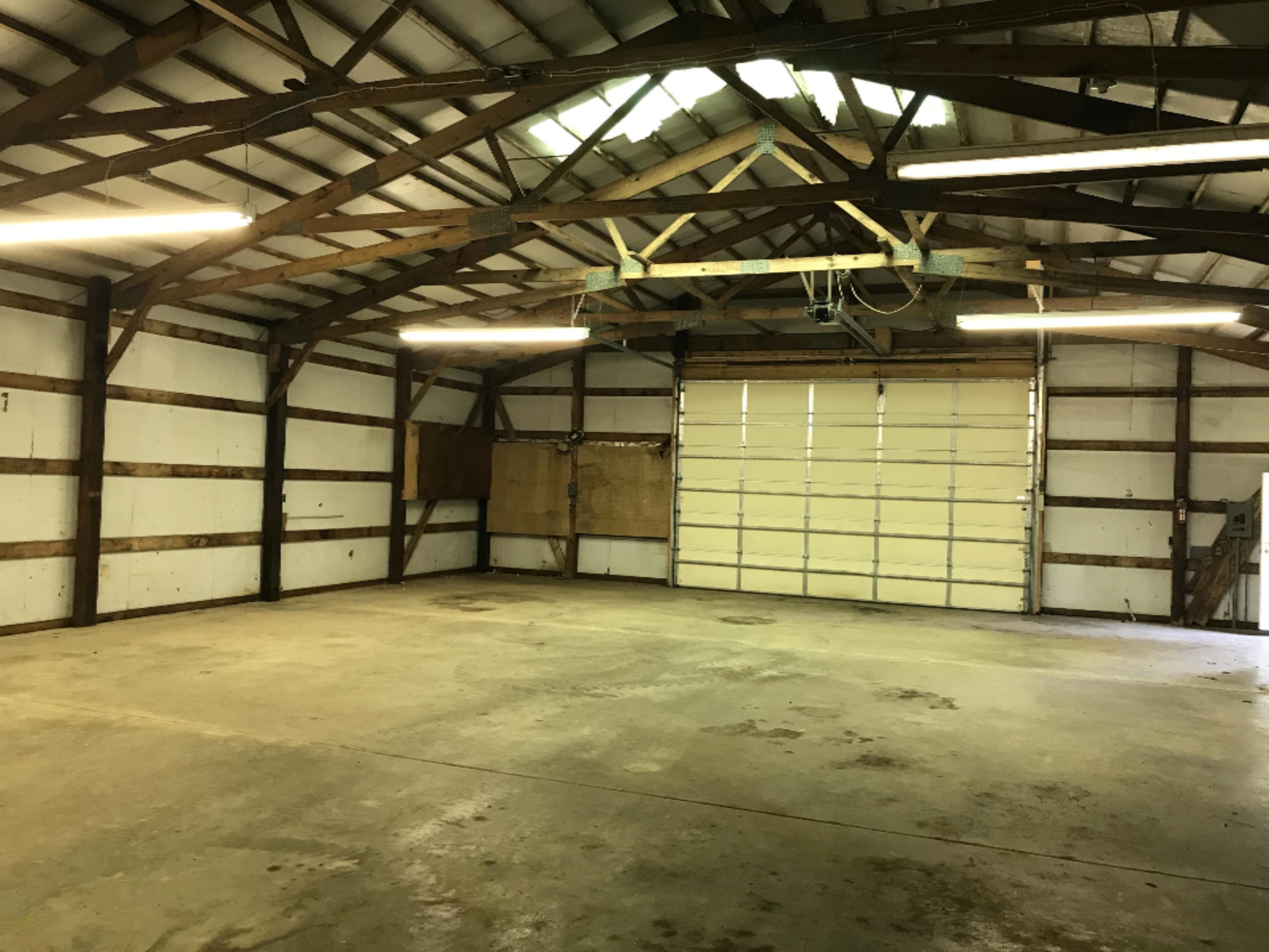 4804 East River Road Buchanan, MI 49107 - Photo 23 of 29 Pole Barn