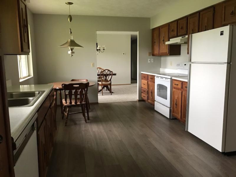 4804 East River Road Buchanan, MI 49107 - Photo 10 of 29 Kitchen
