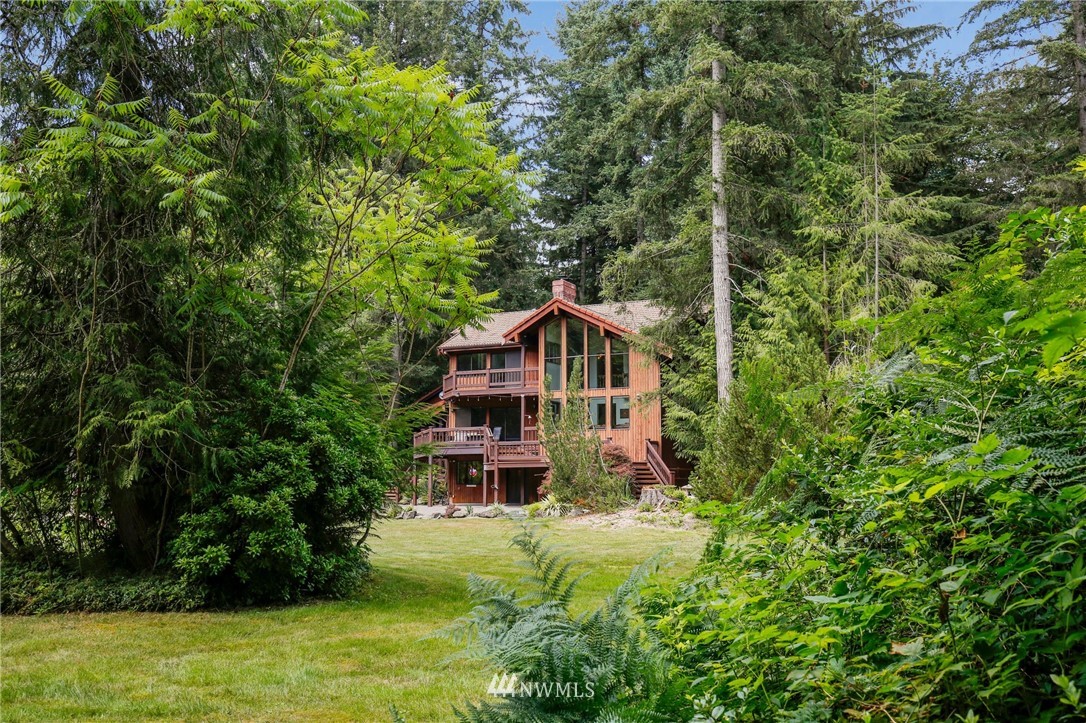 20830 Southeast 145th Street Renton, WA 98059 - Photo 36 of 39 a house view with a outdoor space