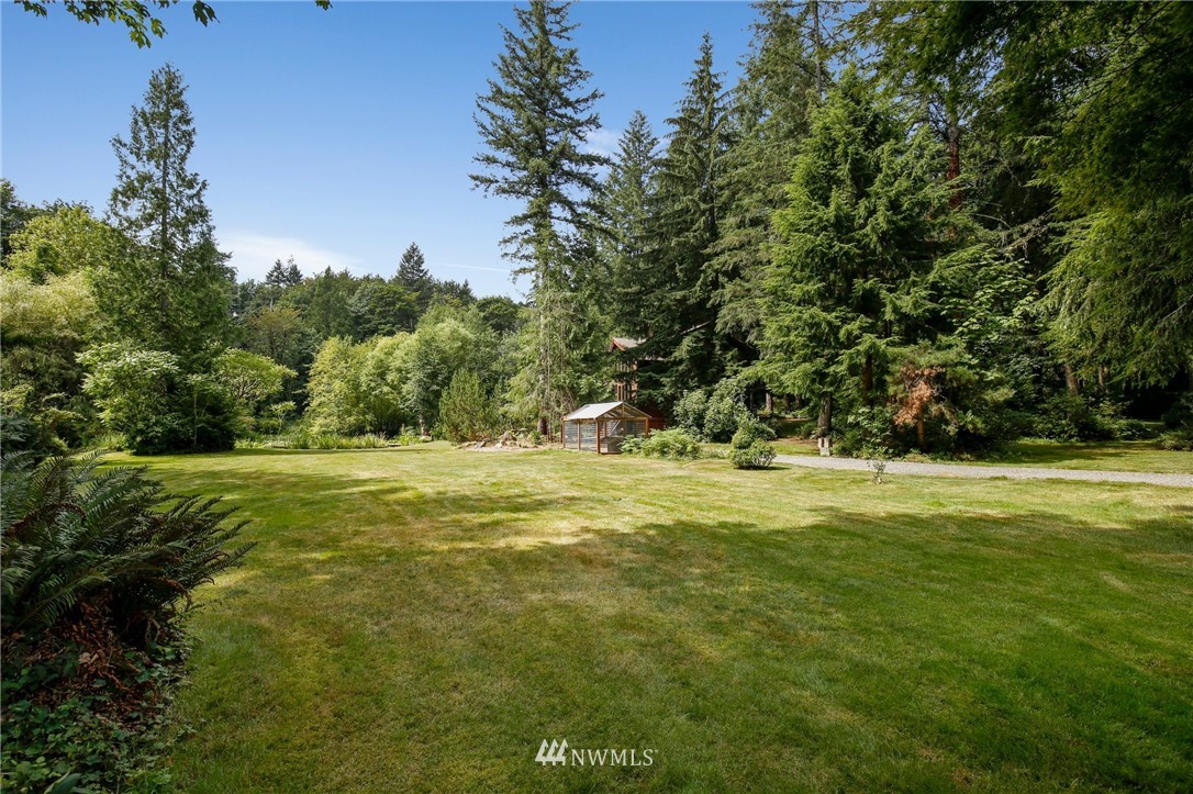 20830 Southeast 145th Street Renton, WA 98059 - Photo 37 of 39 a view of a golf course with green space