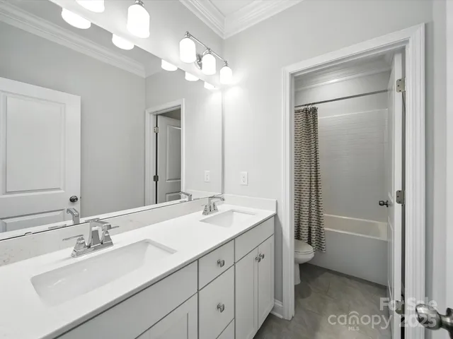 $699,000 | 10026 Wayfair Meadow Court, Charlotte, NC 28277