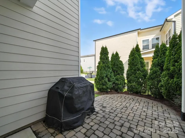 $699,000 | 10026 Wayfair Meadow Court, Charlotte, NC 28277