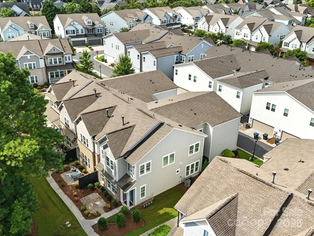 $699,000 | 10026 Wayfair Meadow Court, Charlotte, NC 28277