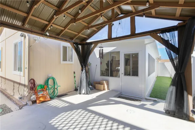 $287,000 | 521 Bermuda Drive, Hemet, CA 92543