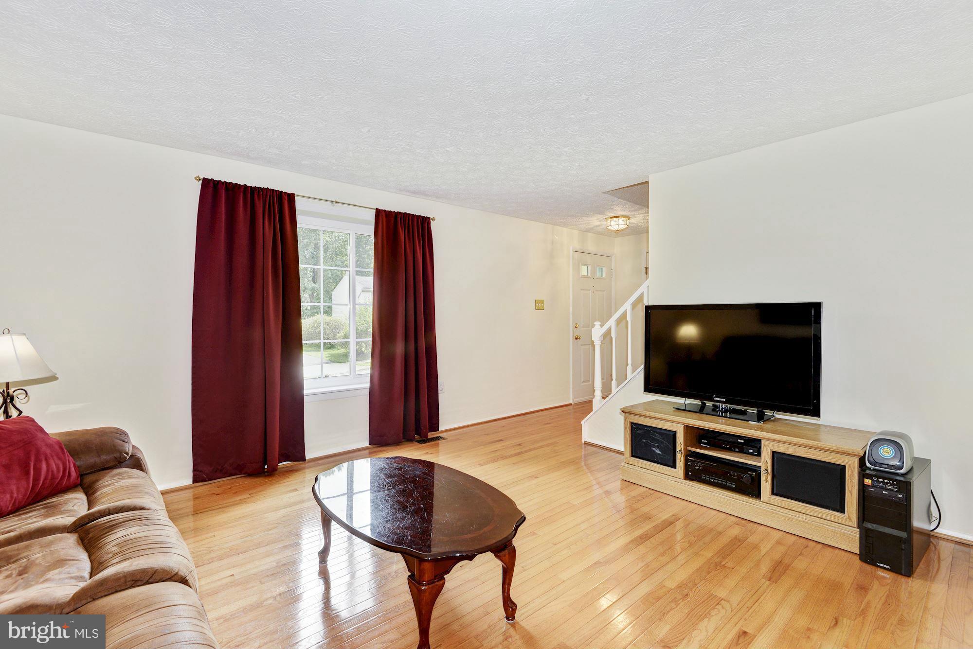 9325 Northgate Road Laurel, MD 20723 - Photo 3 of 23 Living Room
