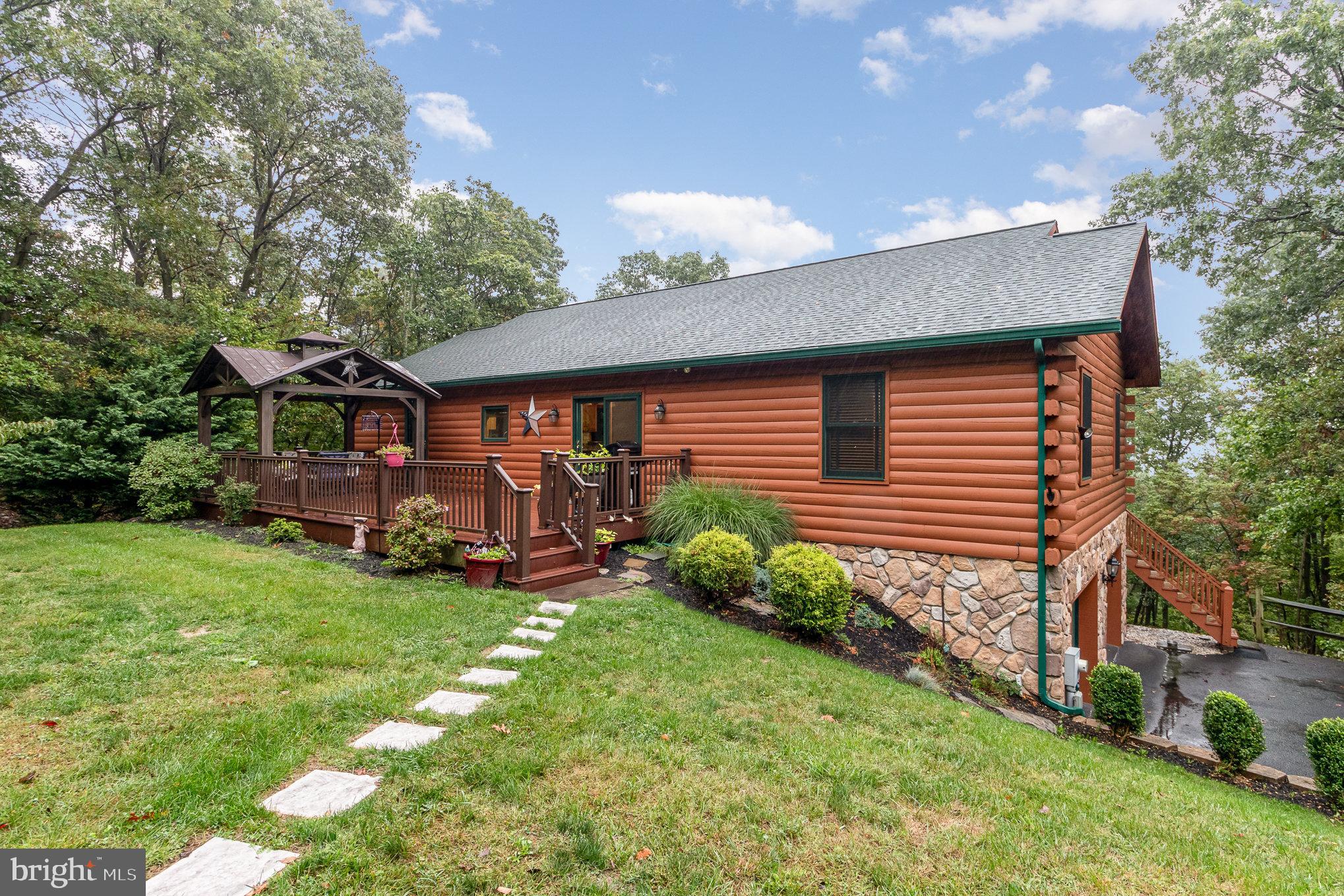 45 Loop Road Biglerville, PA 17307 - Photo 1 of 36 Gallery Image 1