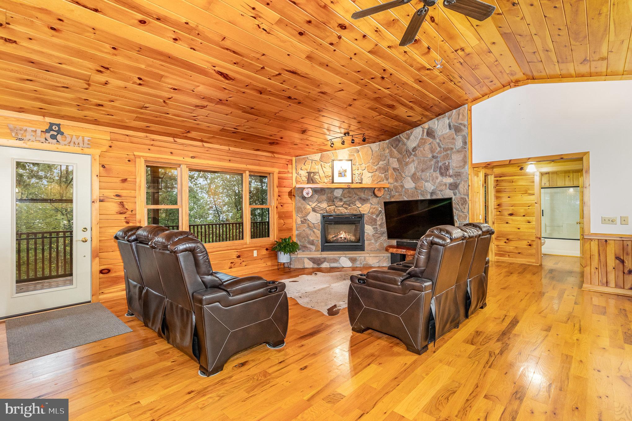 45 Loop Road Biglerville, PA 17307 - Photo 11 of 36 Gallery Image 11