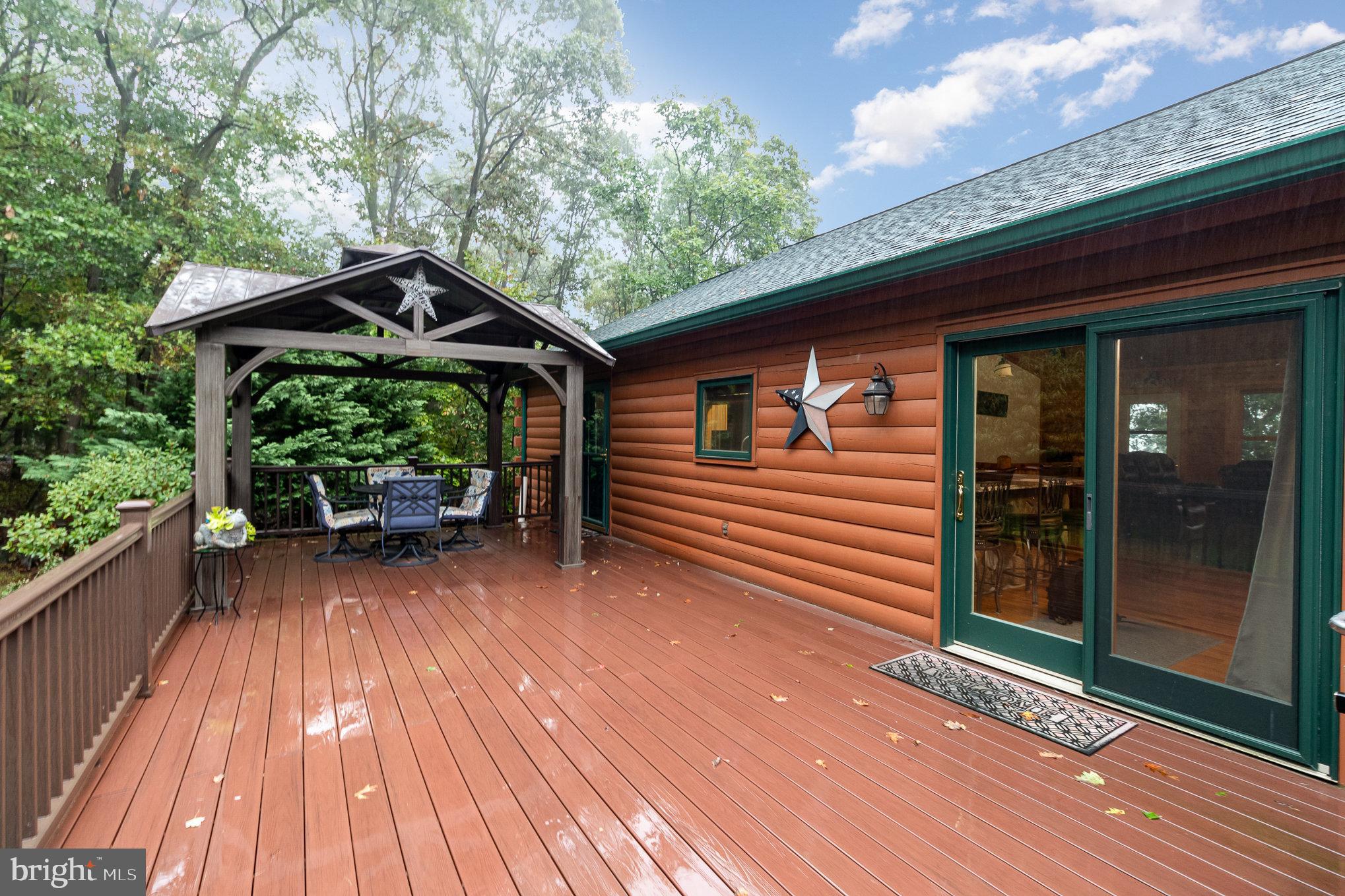 45 Loop Road Biglerville, PA 17307 - Photo 3 of 36 Gallery Image 3