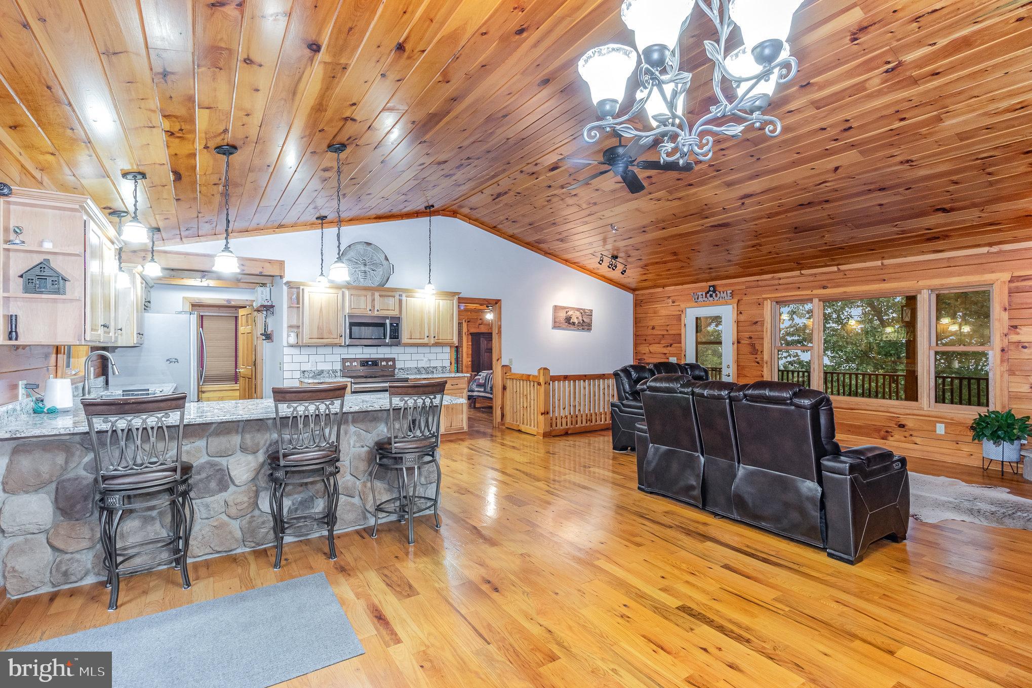 45 Loop Road Biglerville, PA 17307 - Photo 5 of 36 Gallery Image 5