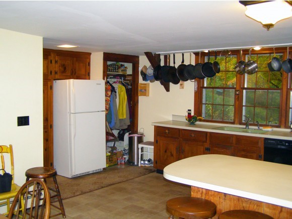 21 Hickory Ridge Road Putney, VT 05346 - Photo 9 of 26
