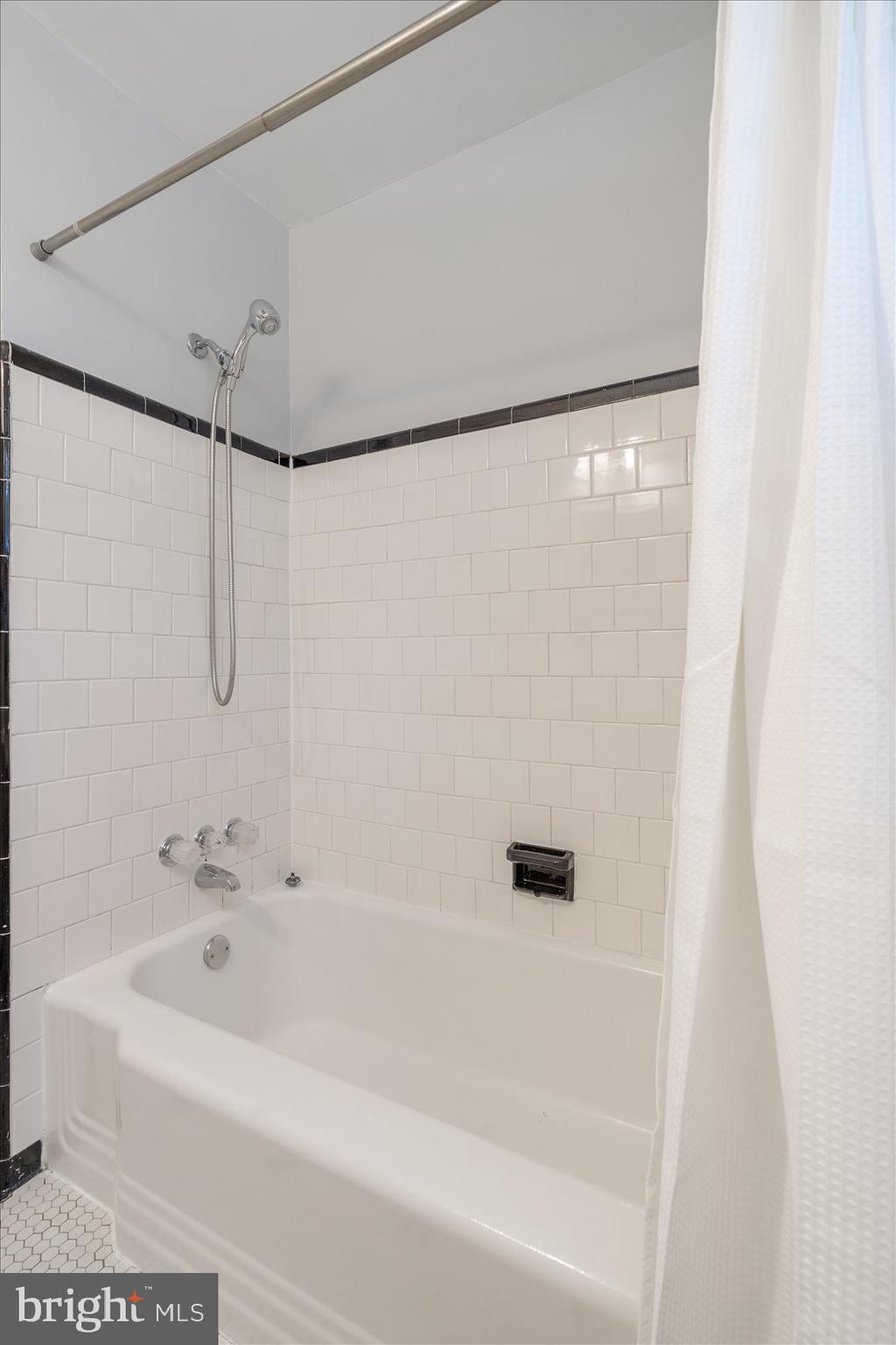 8141 Glen Gary Road Towson, MD 21286 - Photo 31 of 43 Gallery Image 31