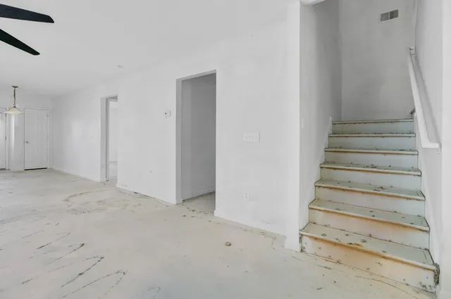 $299,900 | 336 Briarbend Road, Goose Creek, SC 29445