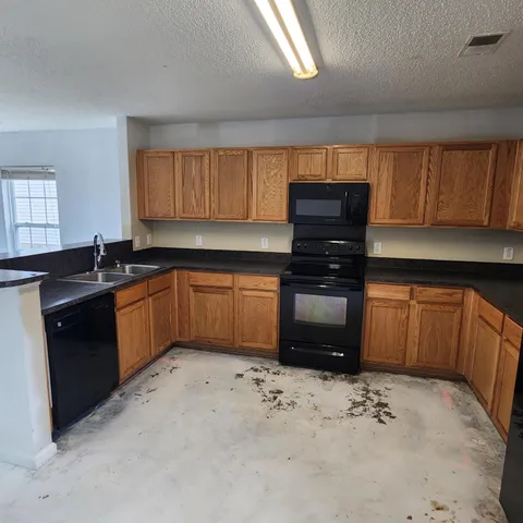 $299,900 | 336 Briarbend Road, Goose Creek, SC 29445