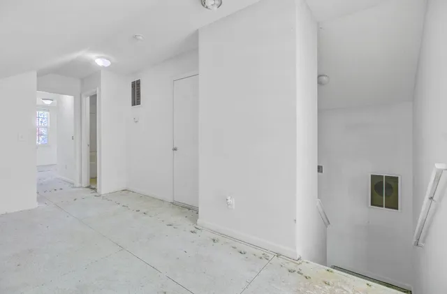 $299,900 | 336 Briarbend Road, Goose Creek, SC 29445