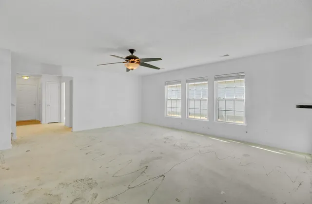 $299,900 | 336 Briarbend Road, Goose Creek, SC 29445