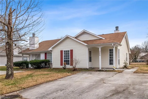 $1,200 | 3208 Anvil Place, Greensboro, NC 27407