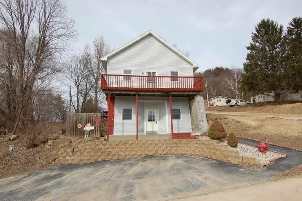 $157,500 | 22140 Main Street, Hillsboro, WI 54634