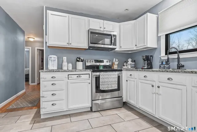 $351,900 | 15 Scott Drive, Torrington, CT 06790