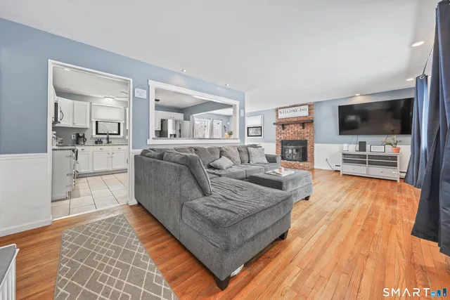 $351,900 | 15 Scott Drive, Torrington, CT 06790