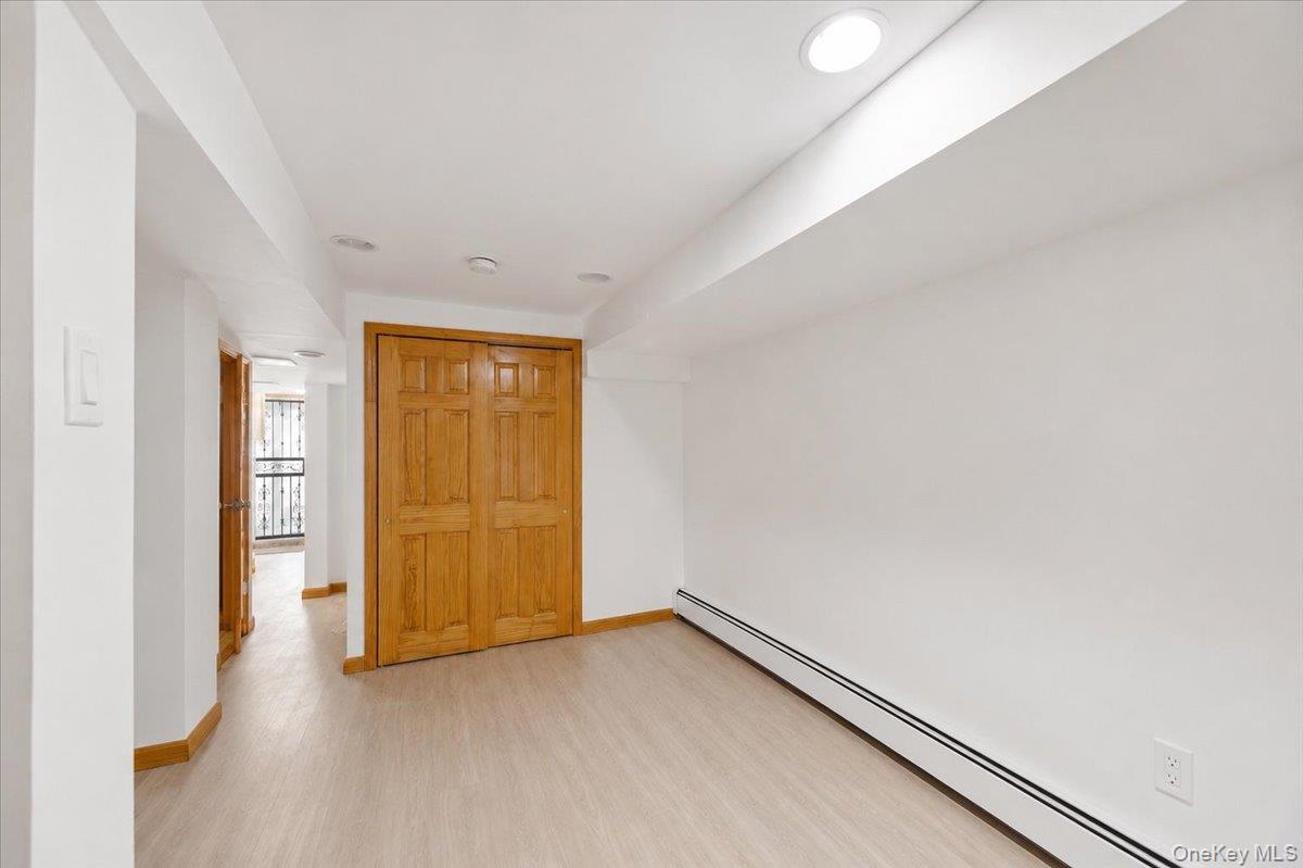1850 Unionport Road Bronx, NY 10462 - Photo 22 of 31