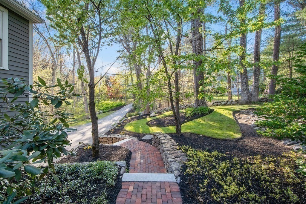 13 R Oakwood Road Acton, MA 01720 - Photo 40 of 41 Gallery Image 40