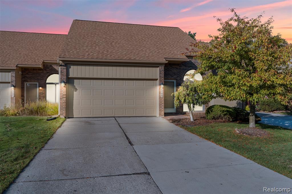 2289 Rochelle Park Drive Rochester Hills, MI 48309 - Photo 1 of 39