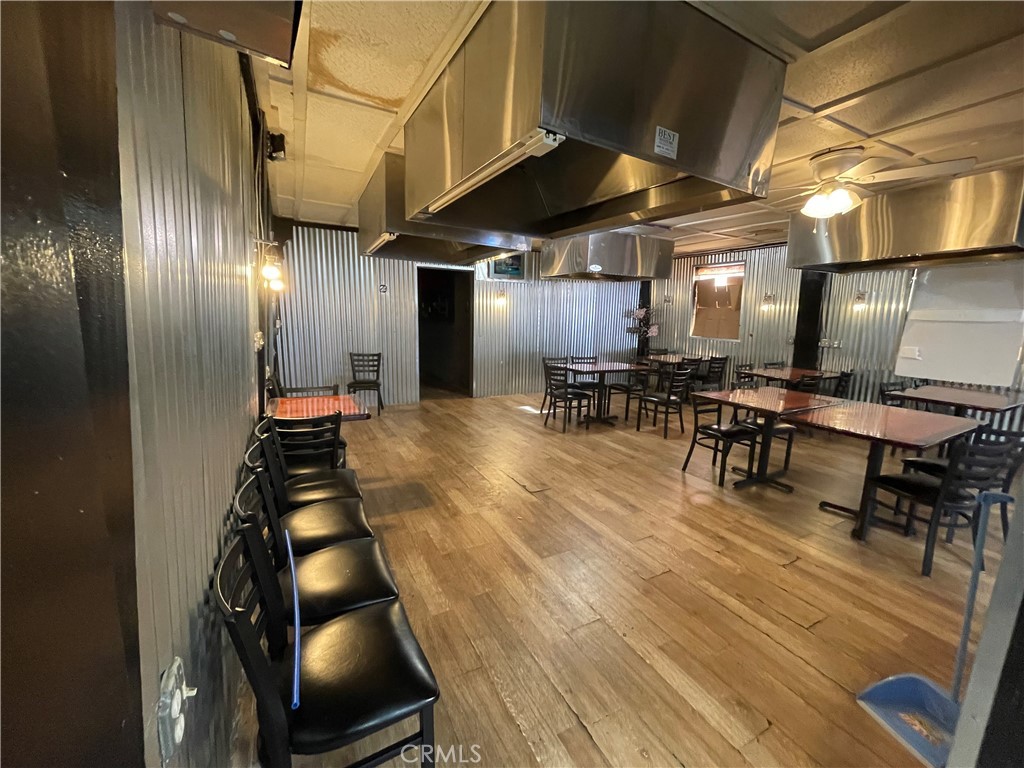 962 West Foothill Boulevard Claremont, CA 91711 - Photo 6 of 11