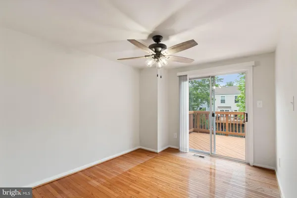 $2,900 | 6631 Rockleigh Way, Alexandria, VA 22315