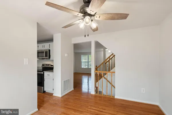 $2,900 | 6631 Rockleigh Way, Alexandria, VA 22315