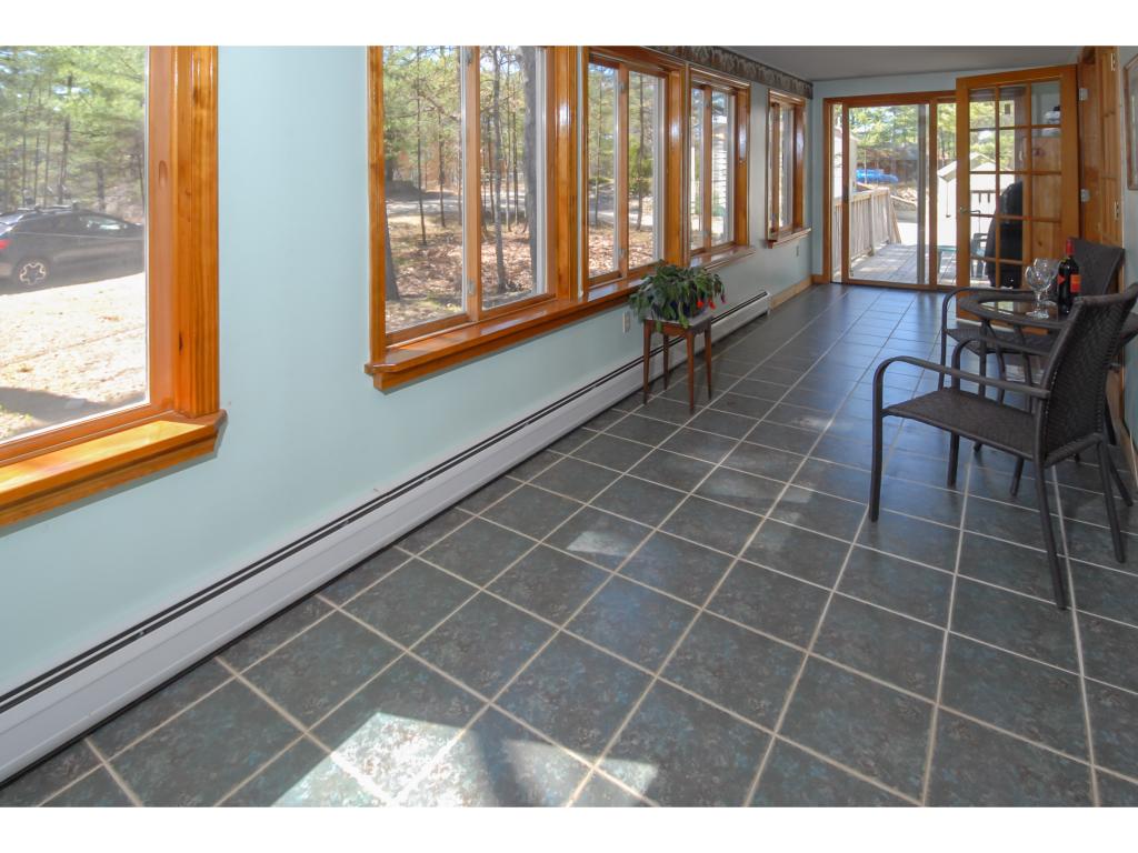 33 Cove Road Wakefield, NH 03830 - Photo 4 of 27