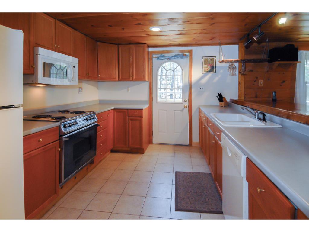 33 Cove Road Wakefield, NH 03830 - Photo 6 of 27
