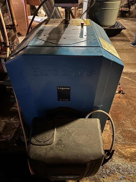 41 Endicott Street Danvers, MA 01923 - Photo 33 of 34