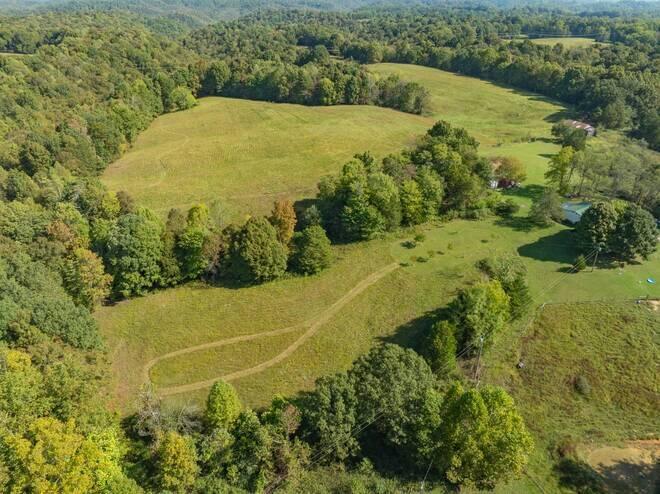 560 C C Riddle Road Burkesville, KY 42717 - Photo 1 of 32 20241217185210825518000000-o