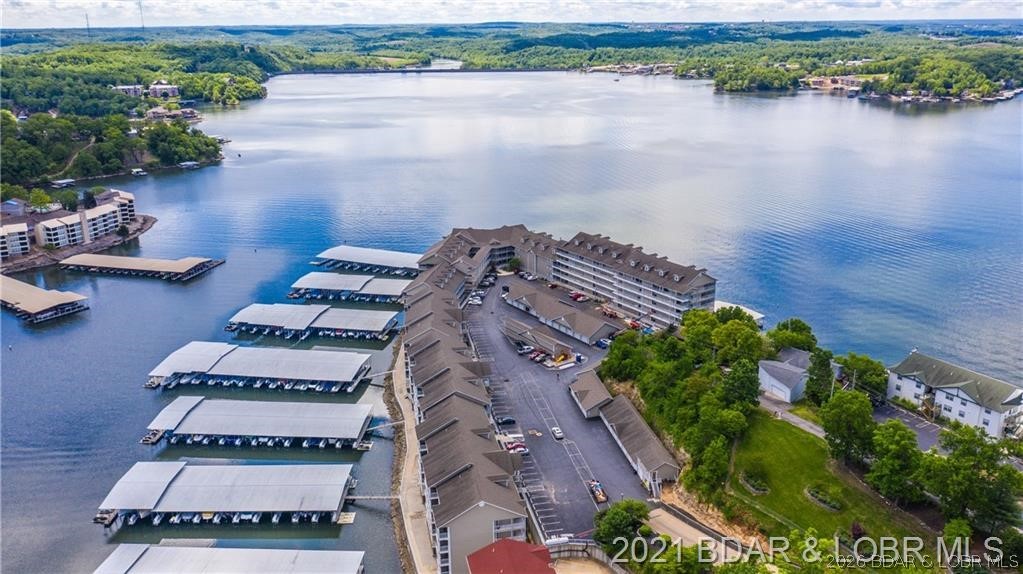 68 Lighthouse Road, Unit 711 Lake Ozark, MO 65049 - Photo 3 of 38