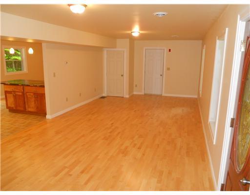423 Gordon Road Readfield, ME 04355 - Photo 20 of 21 Living Room.