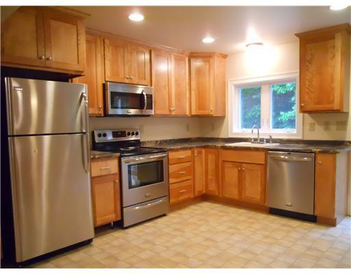 423 Gordon Road Readfield, ME 04355 - Photo 5 of 21 Kitchen.