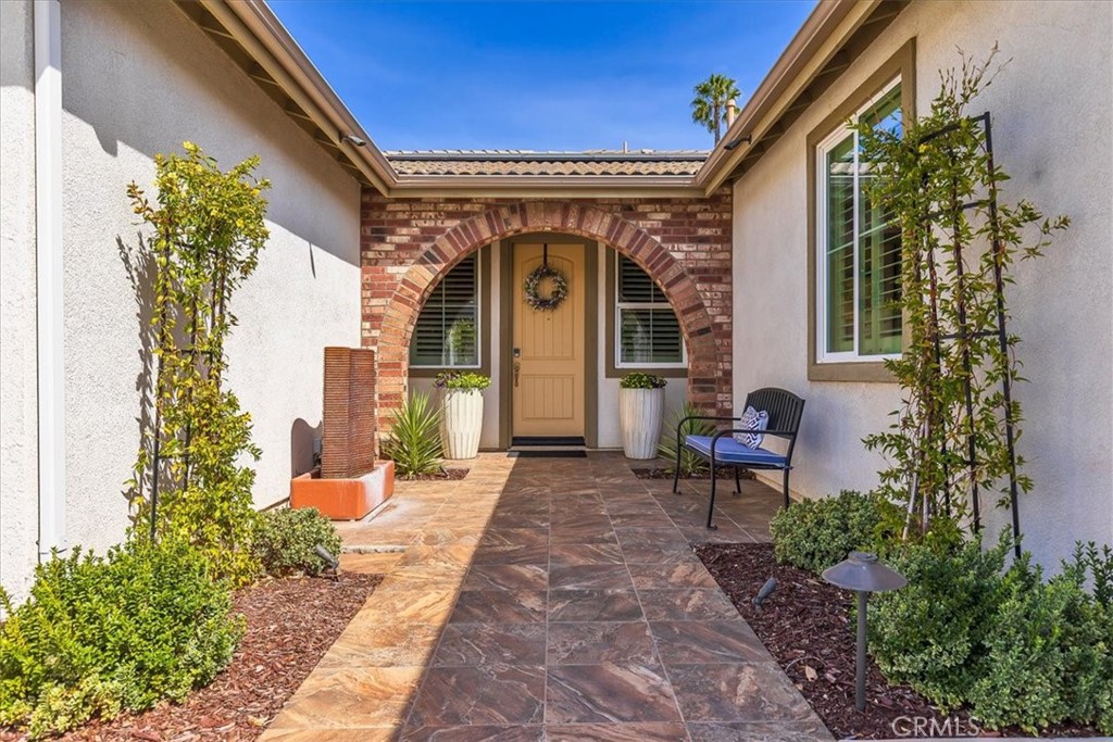 33332 Kilroy Road Temecula, CA 92592 - Photo 3 of 45