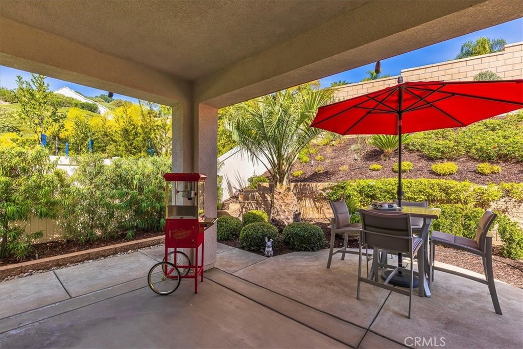 33332 Kilroy Road Temecula, CA 92592 - Photo 32 of 45