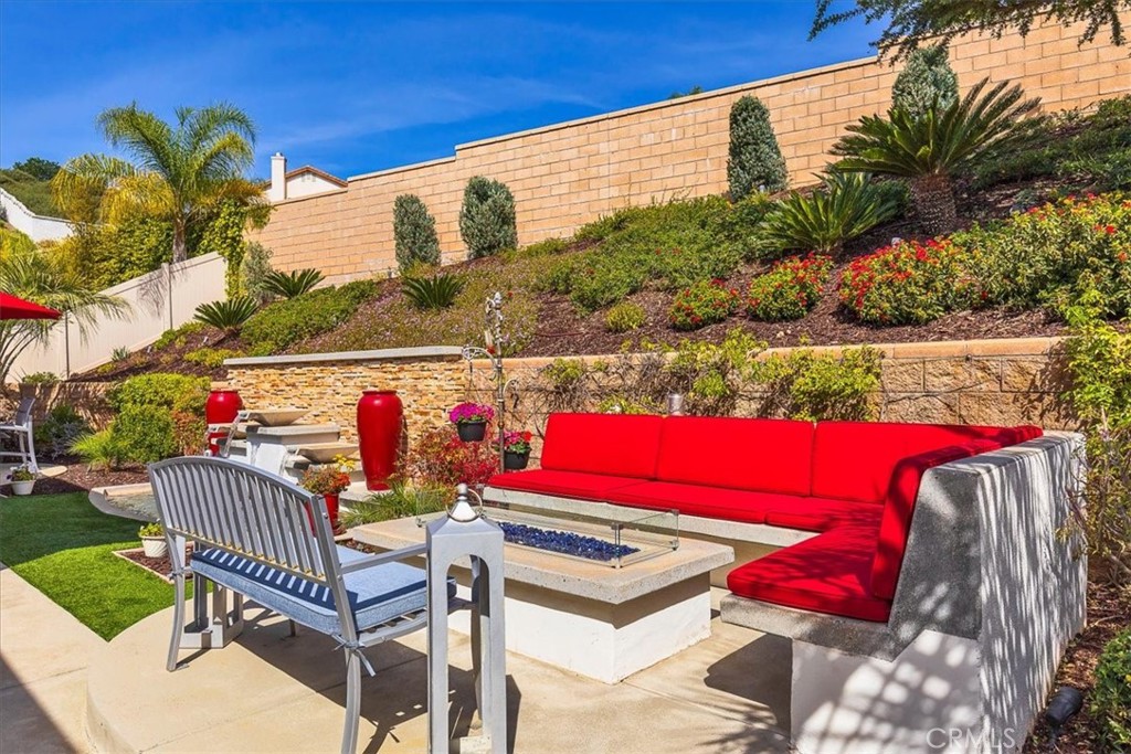 33332 Kilroy Road Temecula, CA 92592 - Photo 39 of 45