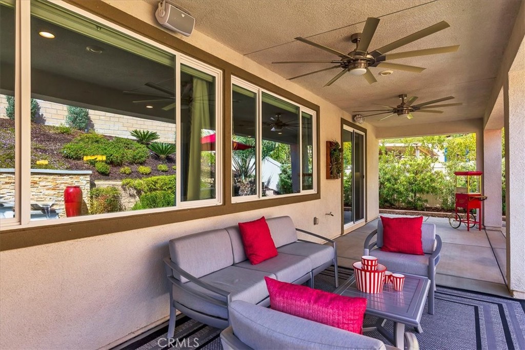 33332 Kilroy Road Temecula, CA 92592 - Photo 40 of 45