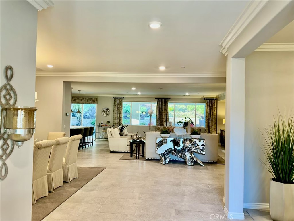 33332 Kilroy Road Temecula, CA 92592 - Photo 4 of 45