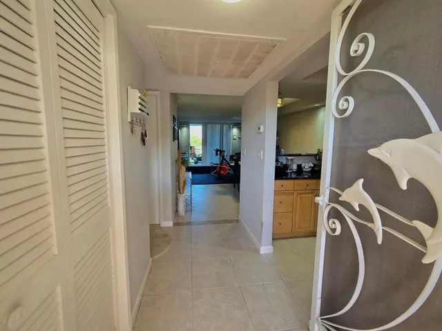 $229,000 | 4500 North Federal Highway, Unit 303, Lighthouse Point, FL 33064