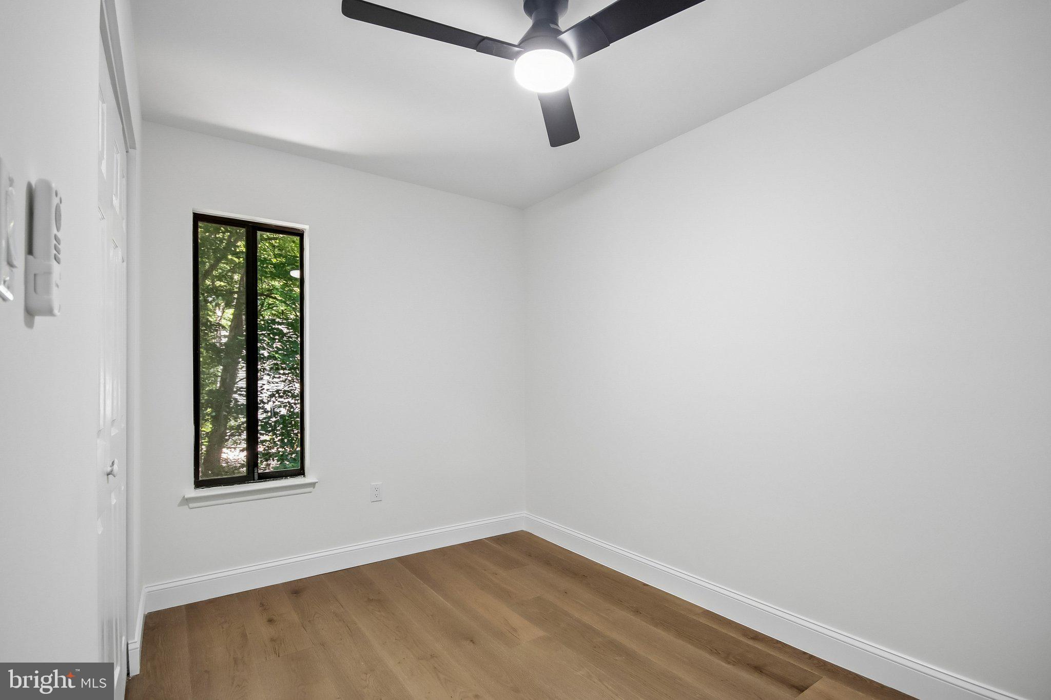 2121 Cabots Point Lane Reston, VA 20191 - Photo 14 of 20