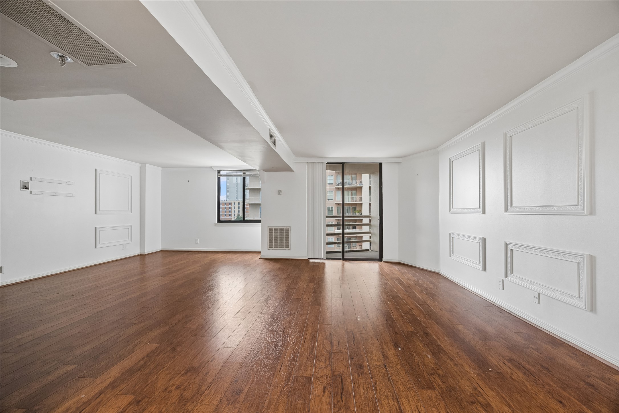 3525 Sage Road, Unit 713 Houston, TX 77056 - Photo 14 of 24