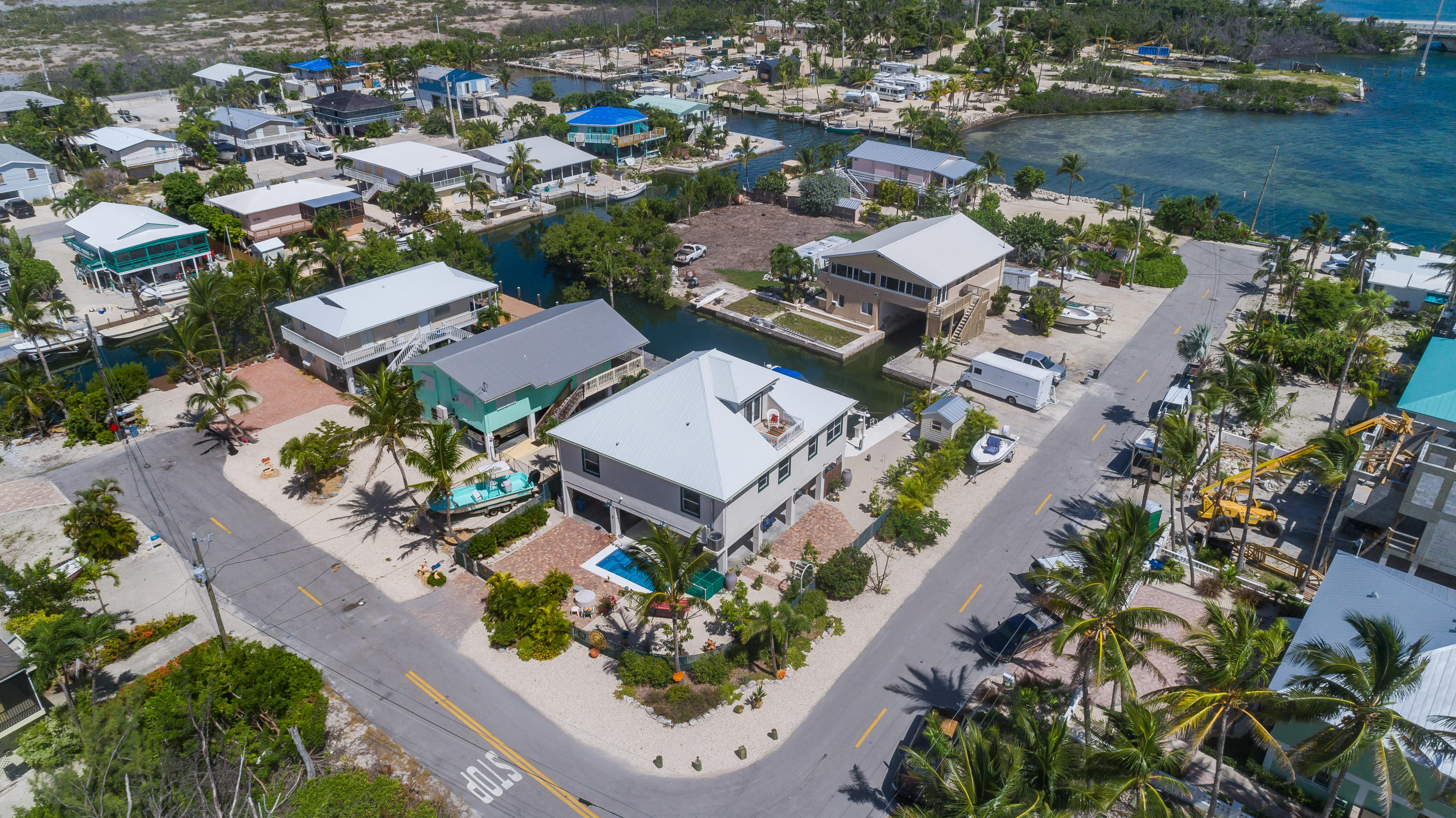 28591 Dirk Road Summerland Key, FL 33042 - Photo 8 of 51 008-28591DirkLn-CudjoeKey-FL-33042-full