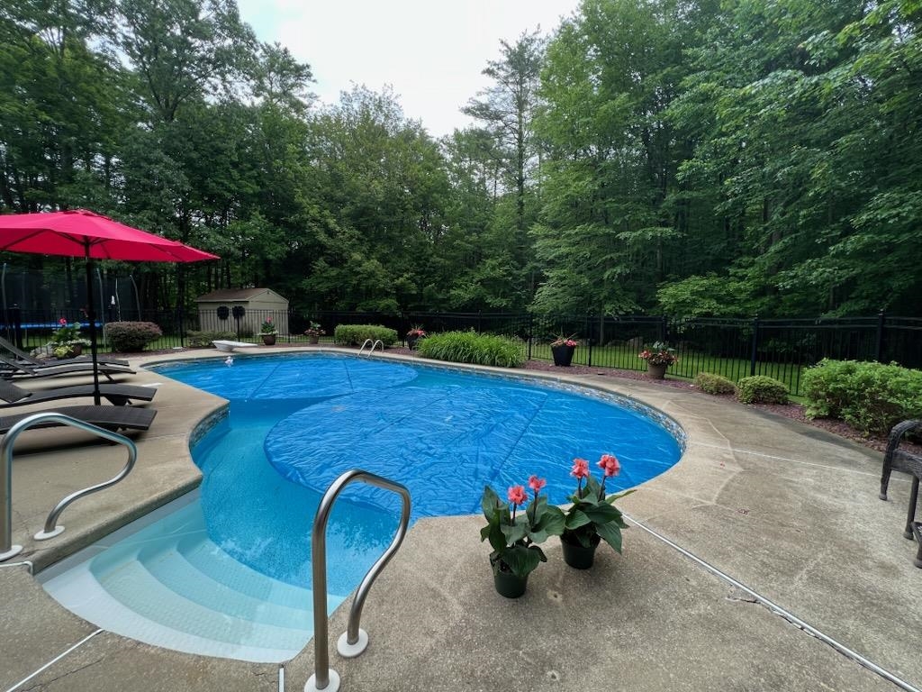 53 Munroe Drive Hampstead, NH 03826 - Photo 38 of 44